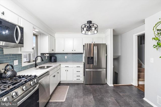 90 HEMPSTEAD RD, Hamilton, NJ 08610