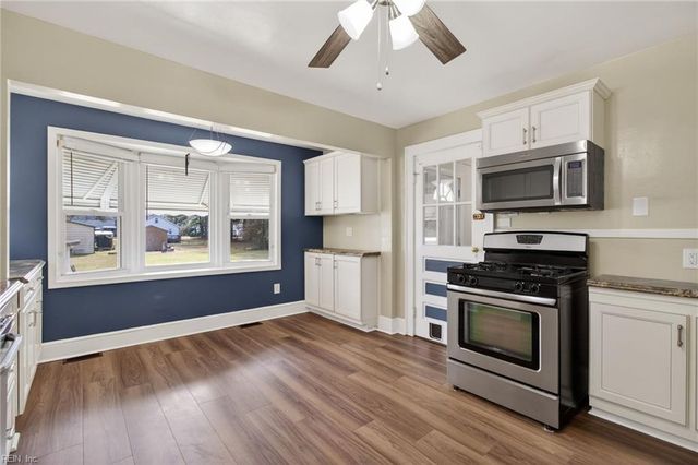 17 Shea ST, Portsmouth, VA 23701