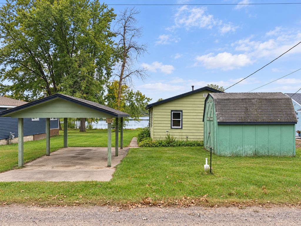 29344 NW Francis Lake Drive NW, Isanti, MN 55040 — exterior