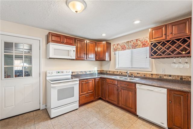 347 Fetzner Road, Greece, NY 14626