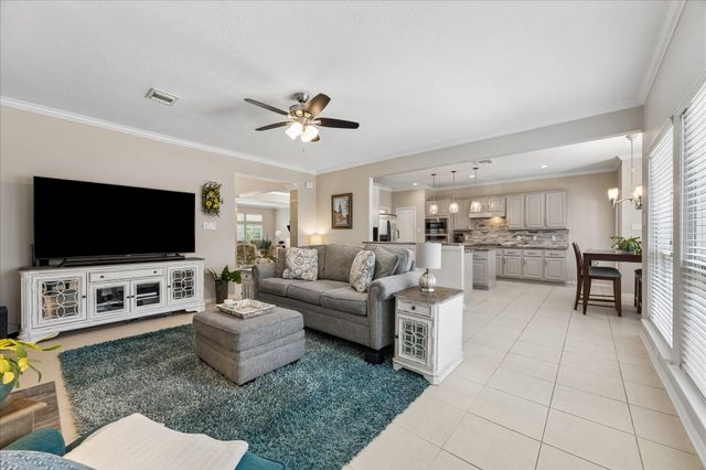 13902 Mill Garden Court, Houston, TX 77059