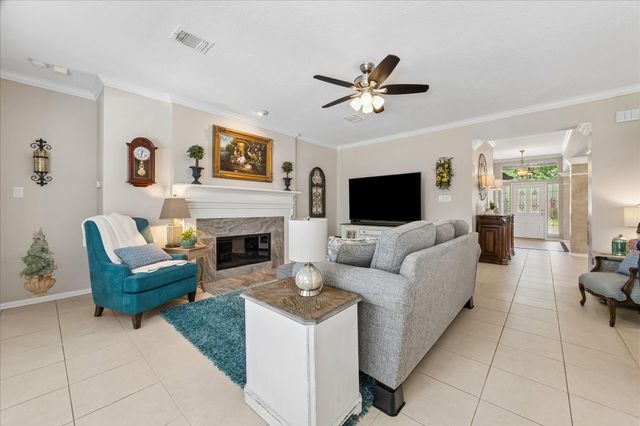 13902 Mill Garden Court, Houston, TX 77059