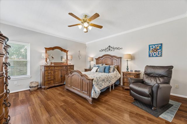 13902 Mill Garden Court, Houston, TX 77059