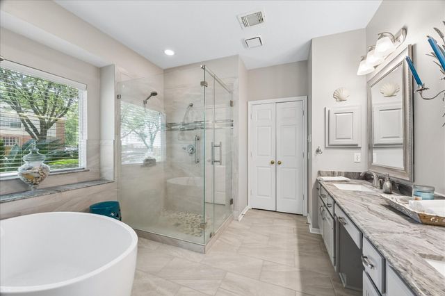 13902 Mill Garden Court, Houston, TX 77059