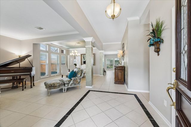 13902 Mill Garden Court, Houston, TX 77059
