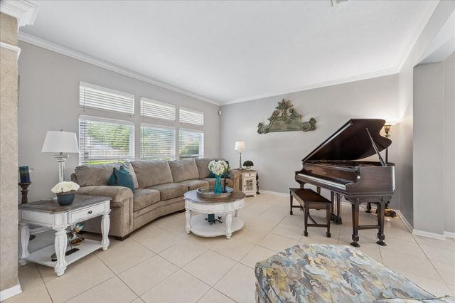 13902 Mill Garden Court, Houston, TX 77059
