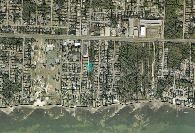 xx Lillian Lane, Navarre, FL 32566