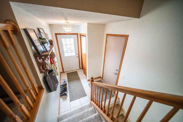 6012 Fairway Dr NW, Rochester, MN 55901