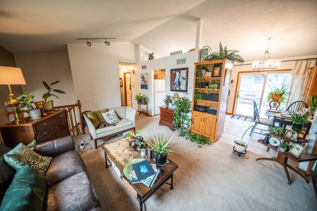 6012 Fairway Dr NW, Rochester, MN 55901