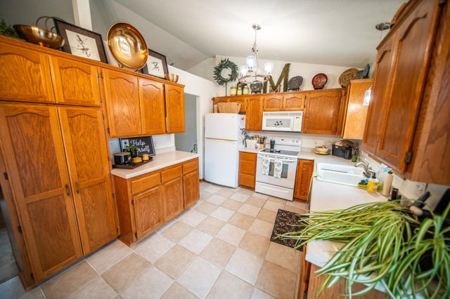 6012 Fairway Dr NW, Rochester, MN 55901