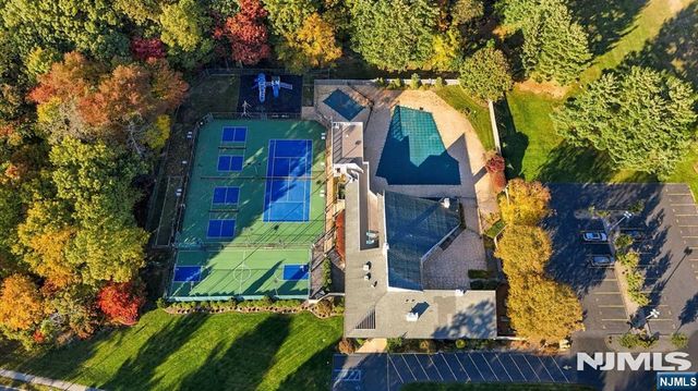 14 Parsons Court, Mahwah, NJ 07430
