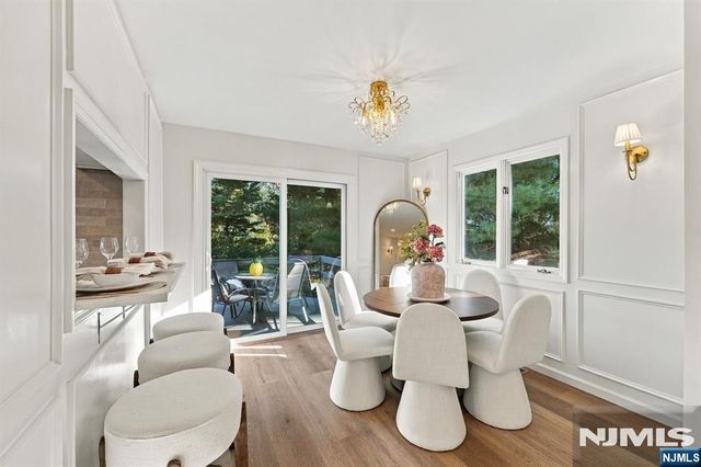14 Parsons Court, Mahwah, NJ 07430