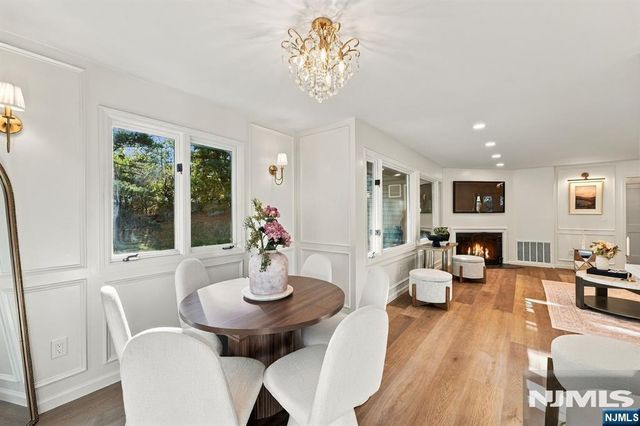 14 Parsons Court, Mahwah, NJ 07430