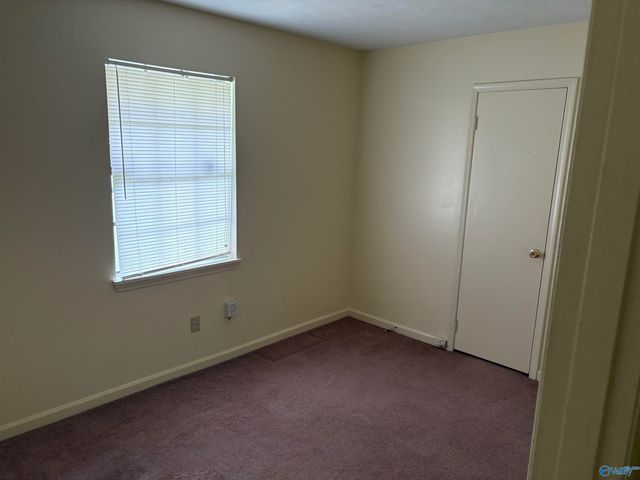 6204 Menifee Drive, Huntsville, AL 35810