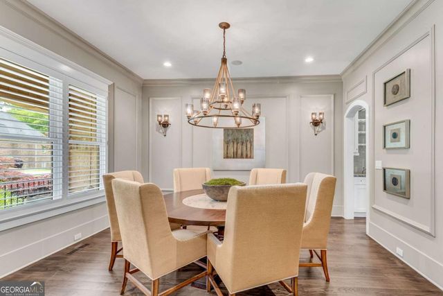 212 Fernwood Place, Woodstock, GA 30188