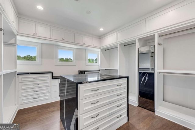 212 Fernwood Place, Woodstock, GA 30188
