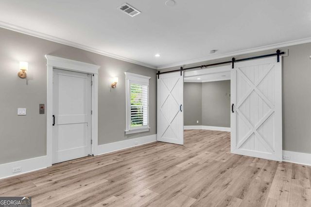 212 Fernwood Place, Woodstock, GA 30188