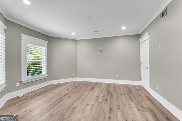 212 Fernwood Place, Woodstock, GA 30188
