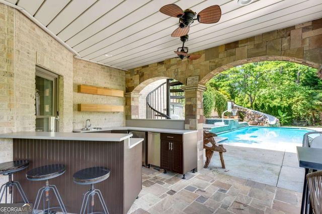 212 Fernwood Place, Woodstock, GA 30188