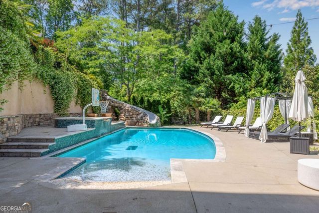 212 Fernwood Place, Woodstock, GA 30188