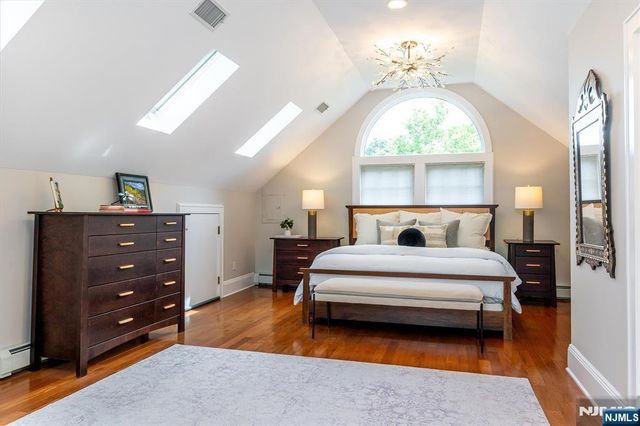 275 Highwood Avenue, Ridgewood, NJ 07450
