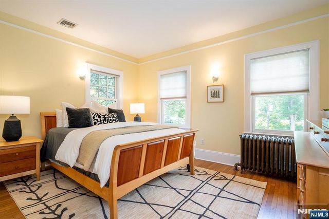 275 Highwood Avenue, Ridgewood, NJ 07450