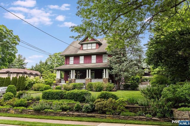 275 Highwood Avenue, Ridgewood, NJ 07450