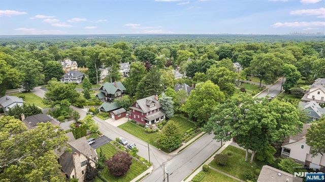 275 Highwood Avenue, Ridgewood, NJ 07450