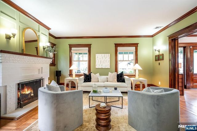 275 Highwood Avenue, Ridgewood, NJ 07450