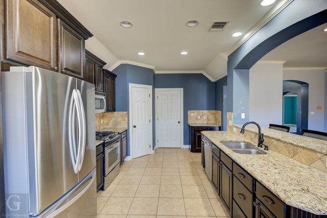 340 Avondale, Bossier City, LA 71112