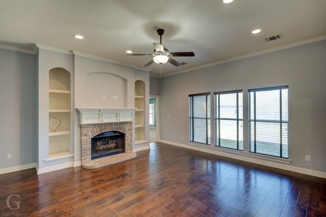 340 Avondale, Bossier City, LA 71112