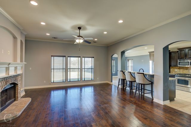 340 Avondale, Bossier City, LA 71112