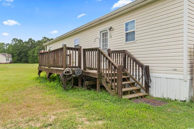6608 Black Creek Rd., Nichols, SC 29581