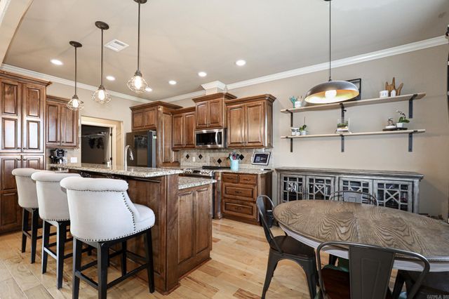 6301 RIM FIRE Cove, Bryant, AR 72022