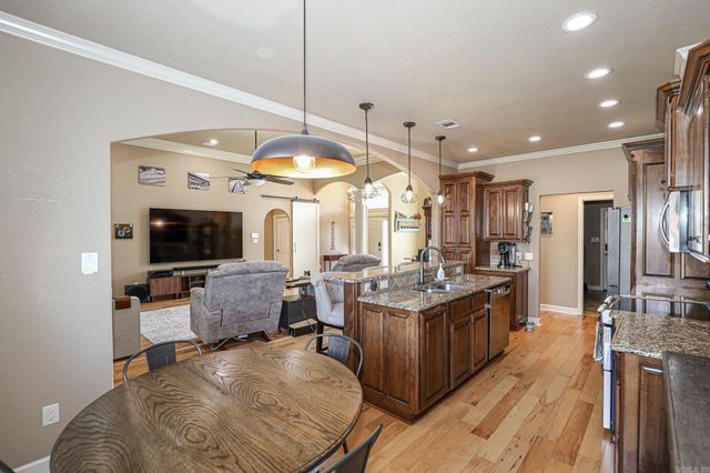 6301 RIM FIRE Cove, Bryant, AR 72022