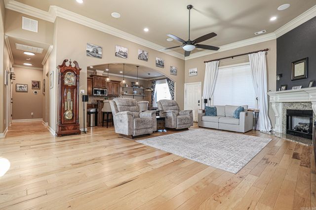 6301 RIM FIRE Cove, Bryant, AR 72022