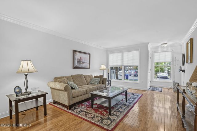 95 Ironwood Court, Middletown, NJ 07748
