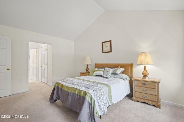 95 Ironwood Court, Middletown, NJ 07748