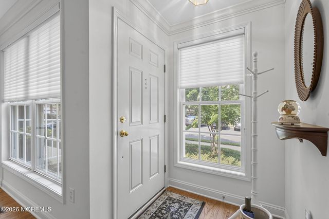 95 Ironwood Court, Middletown, NJ 07748