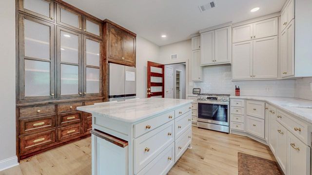 22825 Burrell Wingate Road, Beaumont, TX 77705