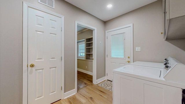 22825 Burrell Wingate Road, Beaumont, TX 77705