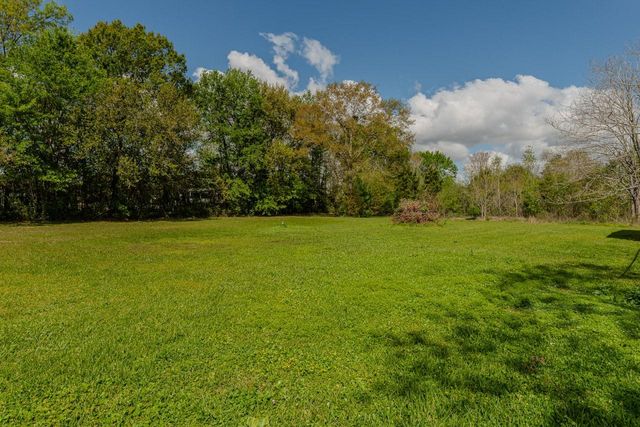 22825 Burrell Wingate Road, Beaumont, TX 77705