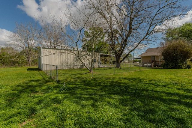 22825 Burrell Wingate Road, Beaumont, TX 77705