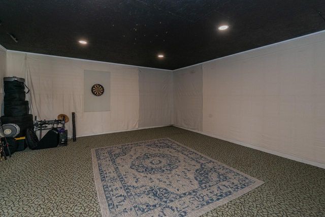 22825 Burrell Wingate Road, Beaumont, TX 77705