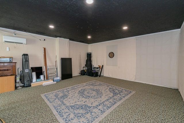 22825 Burrell Wingate Road, Beaumont, TX 77705