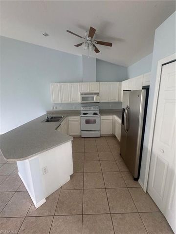 2202 NE 6th ST 2202, Cape Coral, FL 33909