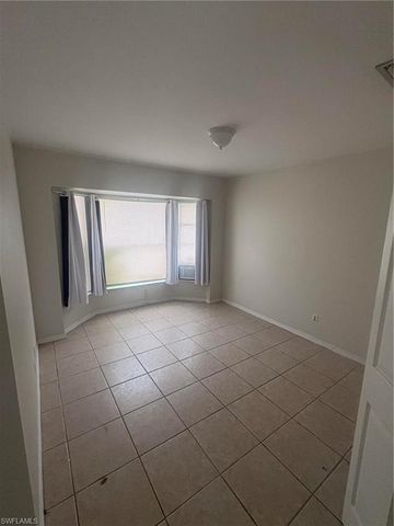 2202 NE 6th ST 2202, Cape Coral, FL 33909