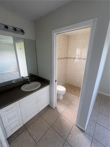 2202 NE 6th ST 2202, Cape Coral, FL 33909