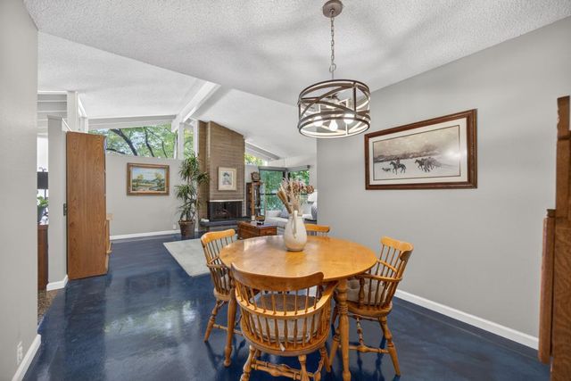 8756 Contemporary Ct, Elk Grove, CA 95624