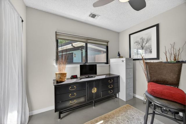 8756 Contemporary Ct, Elk Grove, CA 95624
